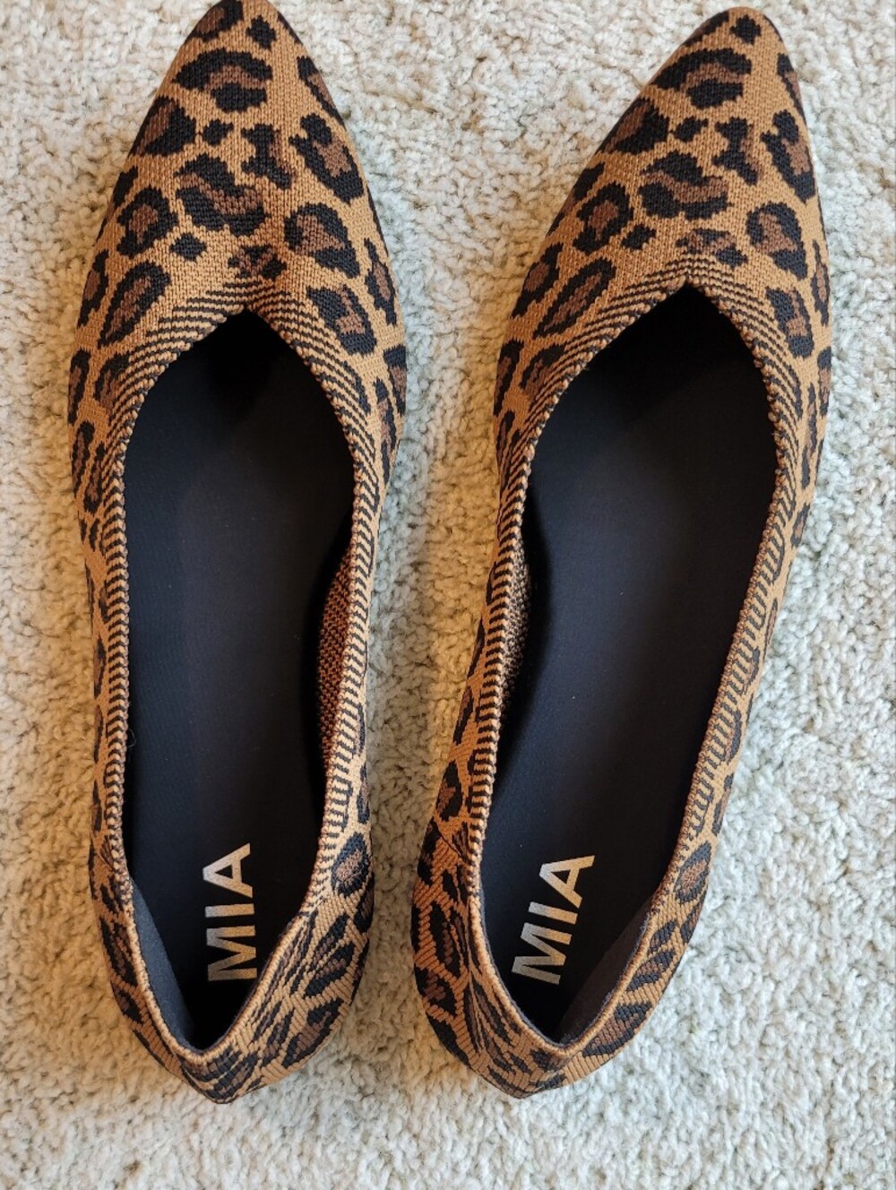 Pointed Toe Flats In Leopord print.      Coordinated Fabrics & Cushioning Galore - Picture 5 of 5